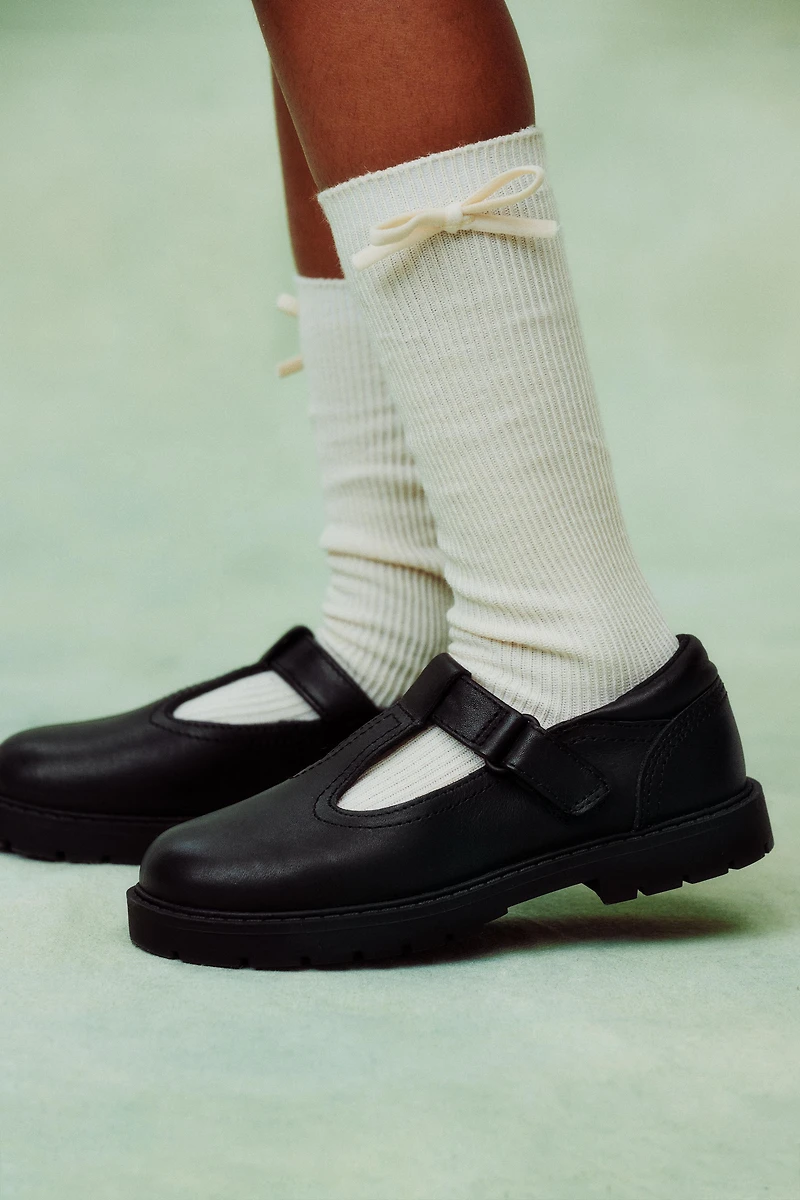 LEATHER SCHOOL SHOES