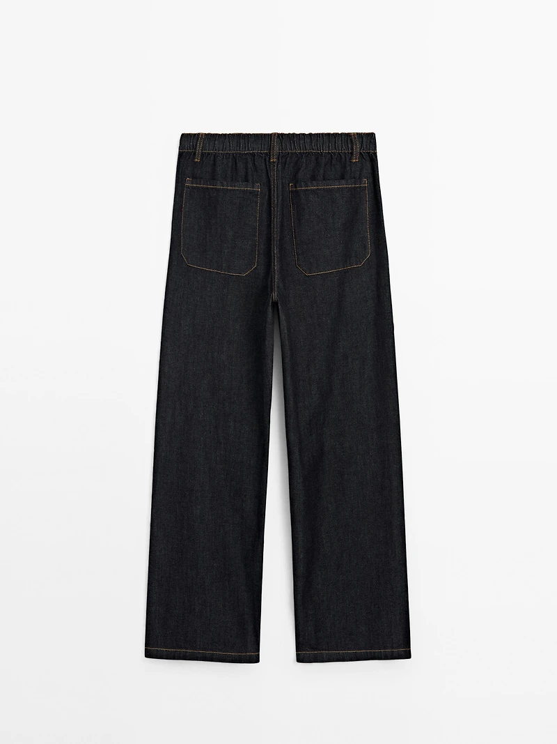 100% cotton mid-rise wide-leg jeans