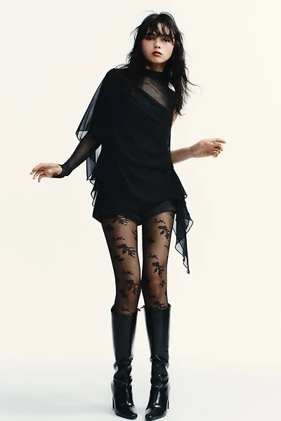 TOP EN TULLE À SUPERPOSITIONS