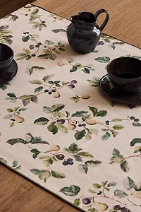 FRUIT PRINT TABLE RUNNER