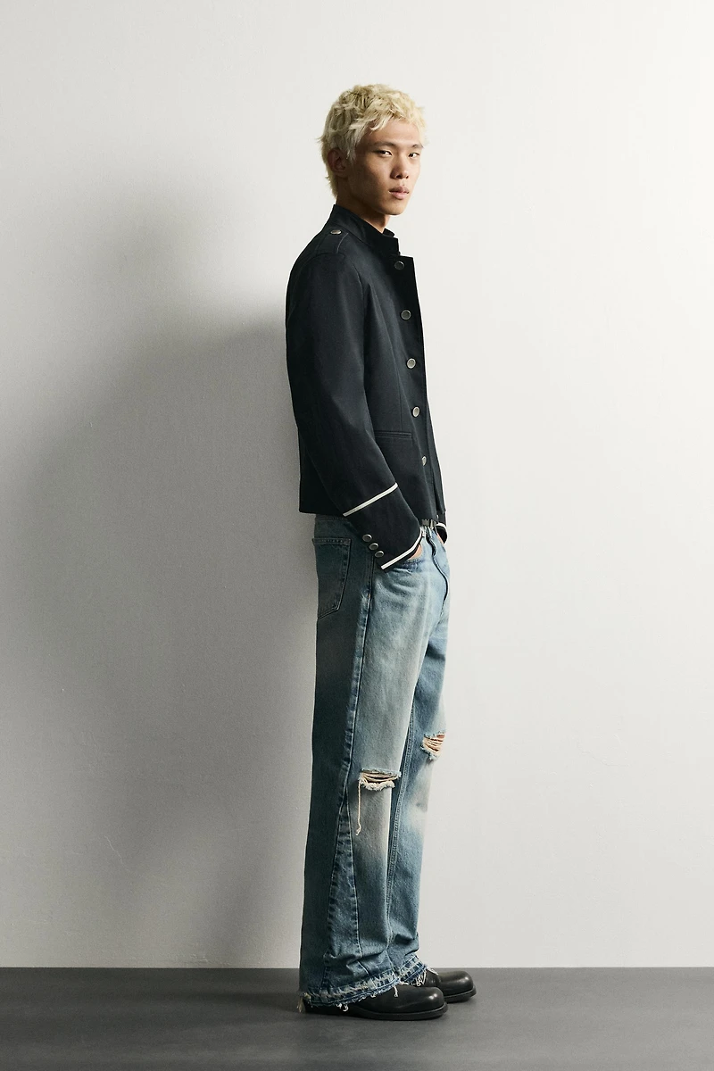 CONTRAST CROPPED FIT JACKET