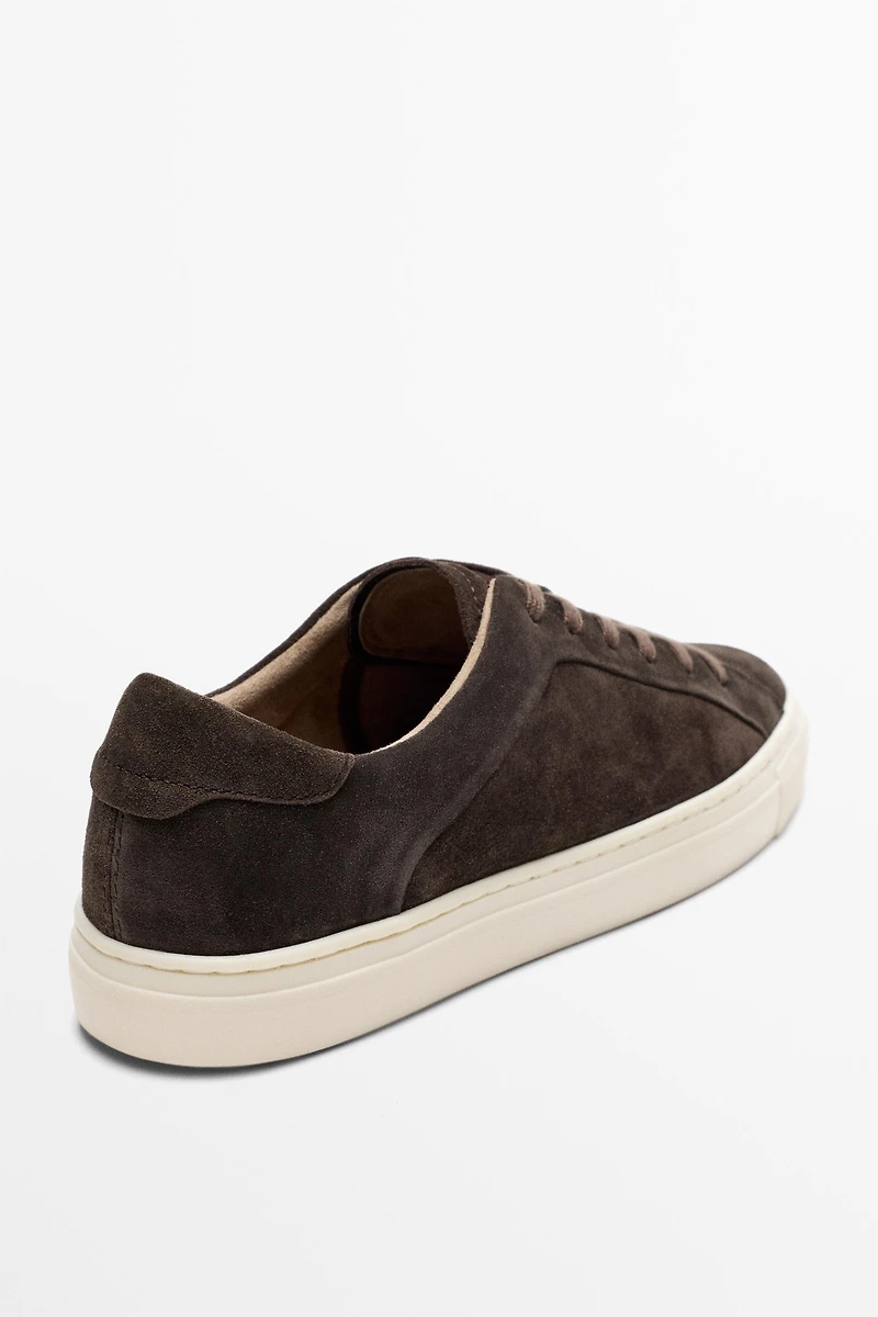 Chaussure de sport en cuir à semelle épaisse