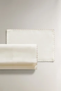 MINI CRIB SHEET SET WITH TRIM DETAIL
