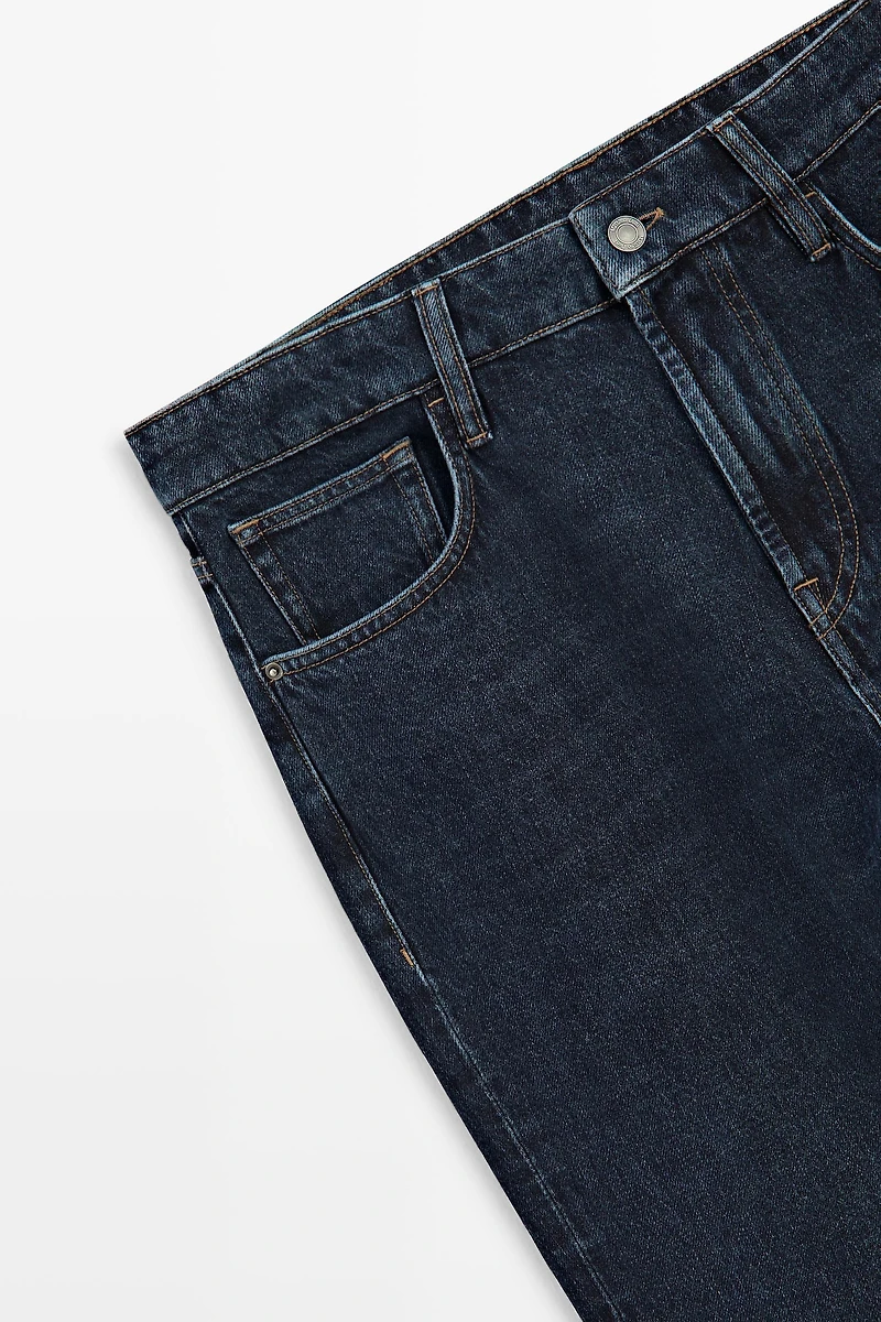 Tapered fit jeans
