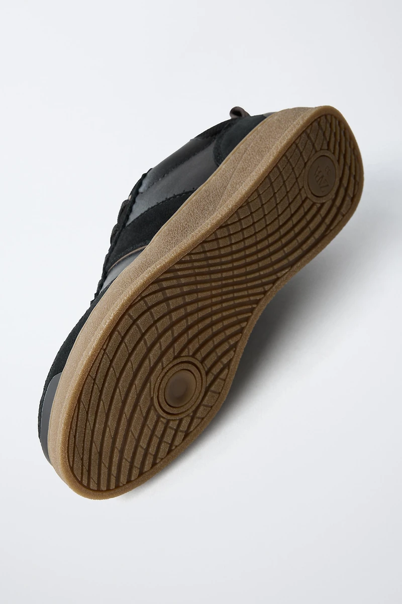 LEATHER SNEAKERS