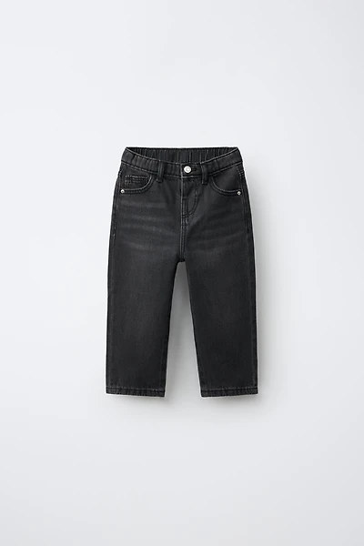 STRAIGHT JEANS
