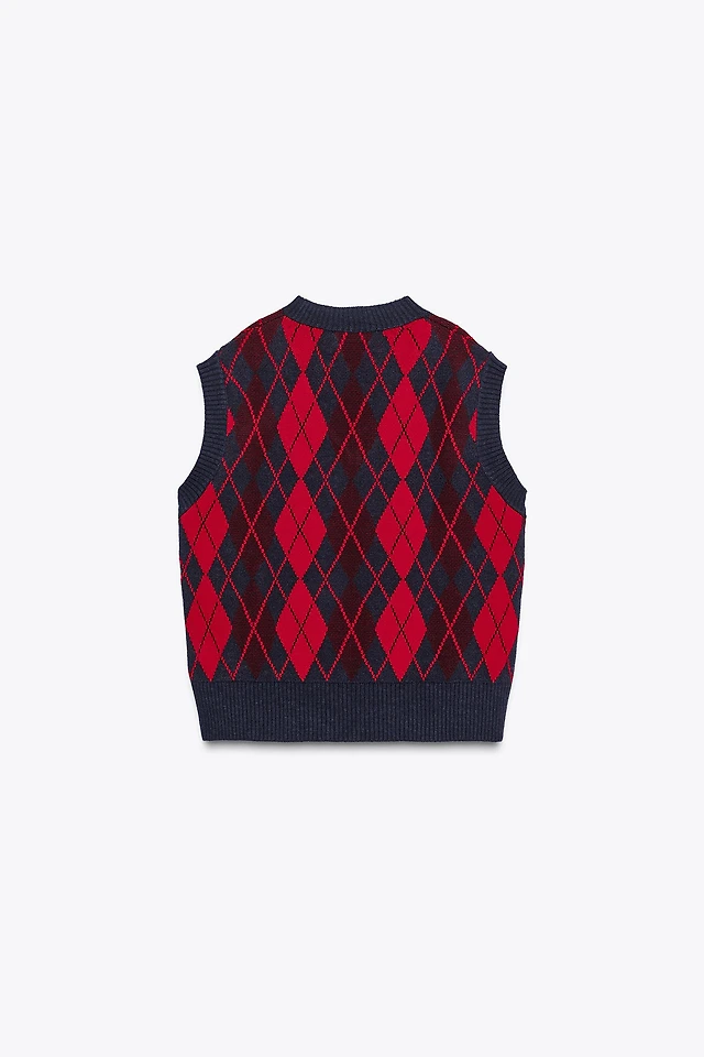 Shop Zara OVERSIZED ARGYLE KNIT JUMPER VEST at Beverly Center in