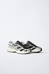 MESH SNEAKERS