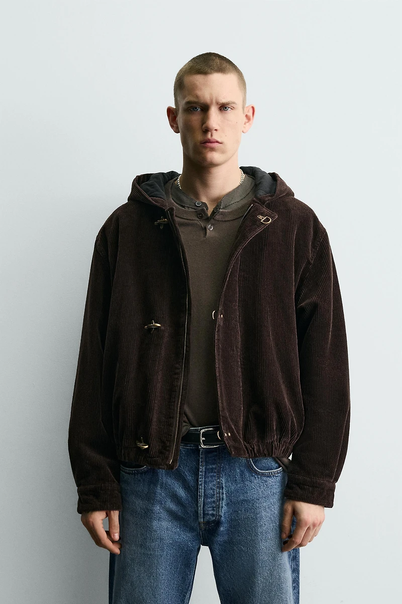 BLOUSON EN VELOURS CÔTELÉ À CAPUCHE ET BRANDEBOURGS