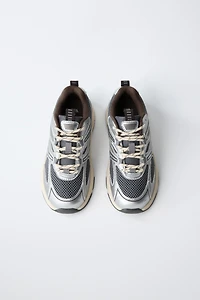 METALLIC SNEAKERS