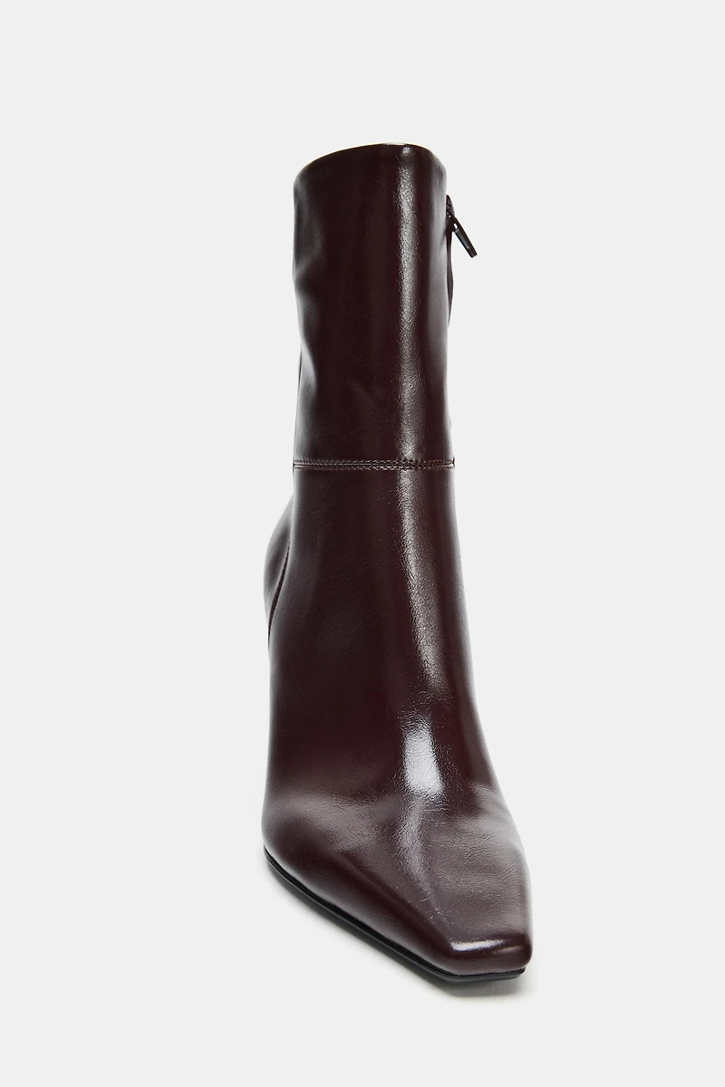 THIN HIGH HEEL ANKLE BOOTS