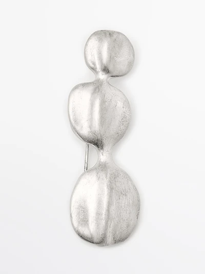 Leaf brooch