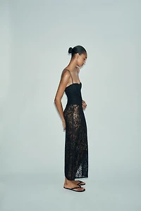 ROBE MIDI DENTELLE À ARMATURES