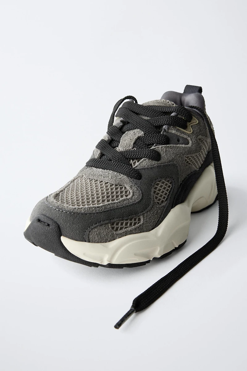 PIECED SNEAKERS