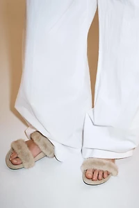 FAUX FUR FLAT SANDALS