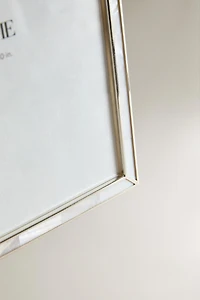MOTHER-OF-PEARL FINE BORDER PICTURE FRAME