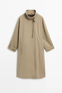 Long buckle-detail trench coat