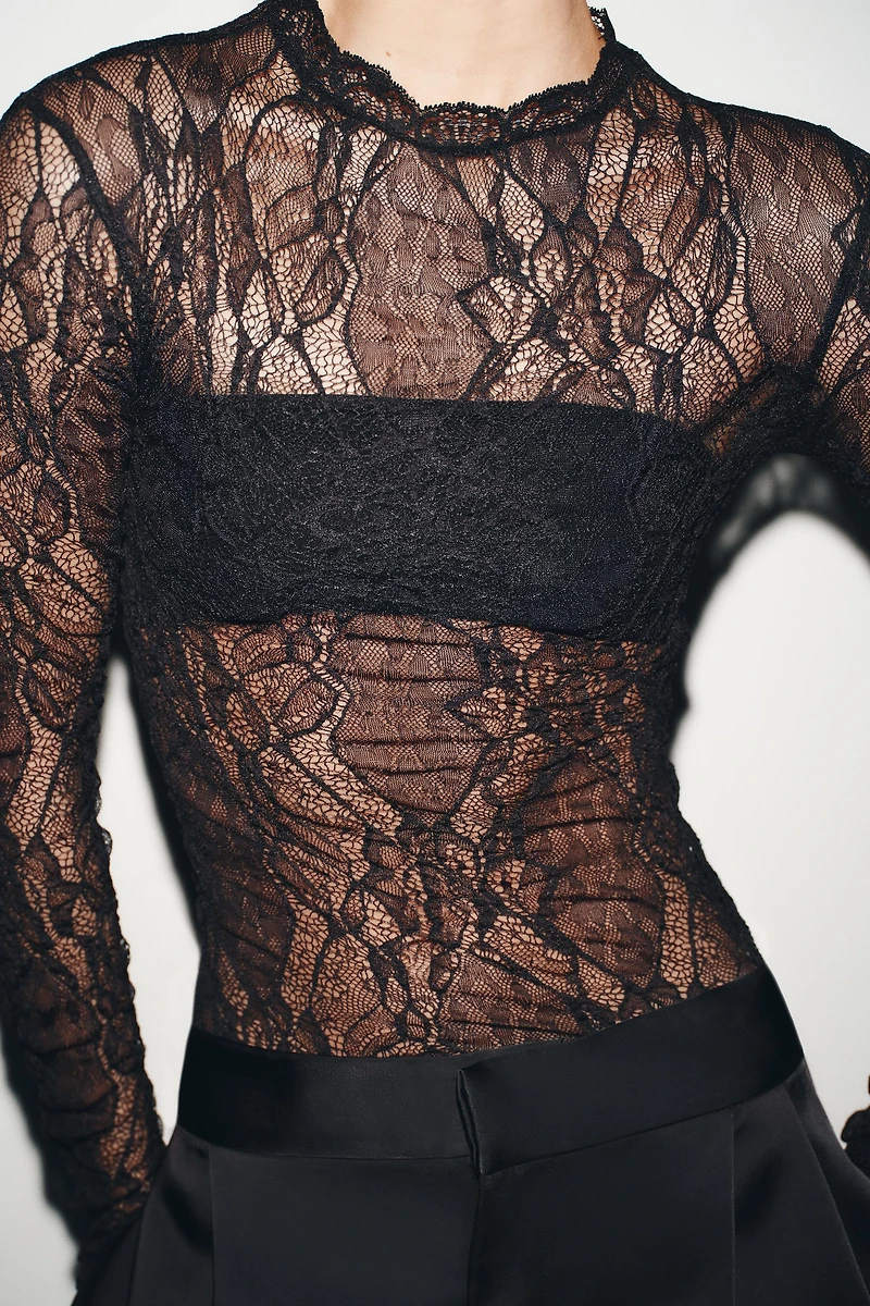 LACE BODYSUIT
