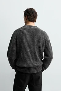 COTTON-WOOL TEXTURED SWEATER