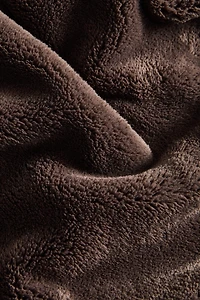 FLEECE BLANKET