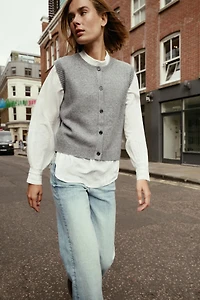 SOFT KNIT VEST