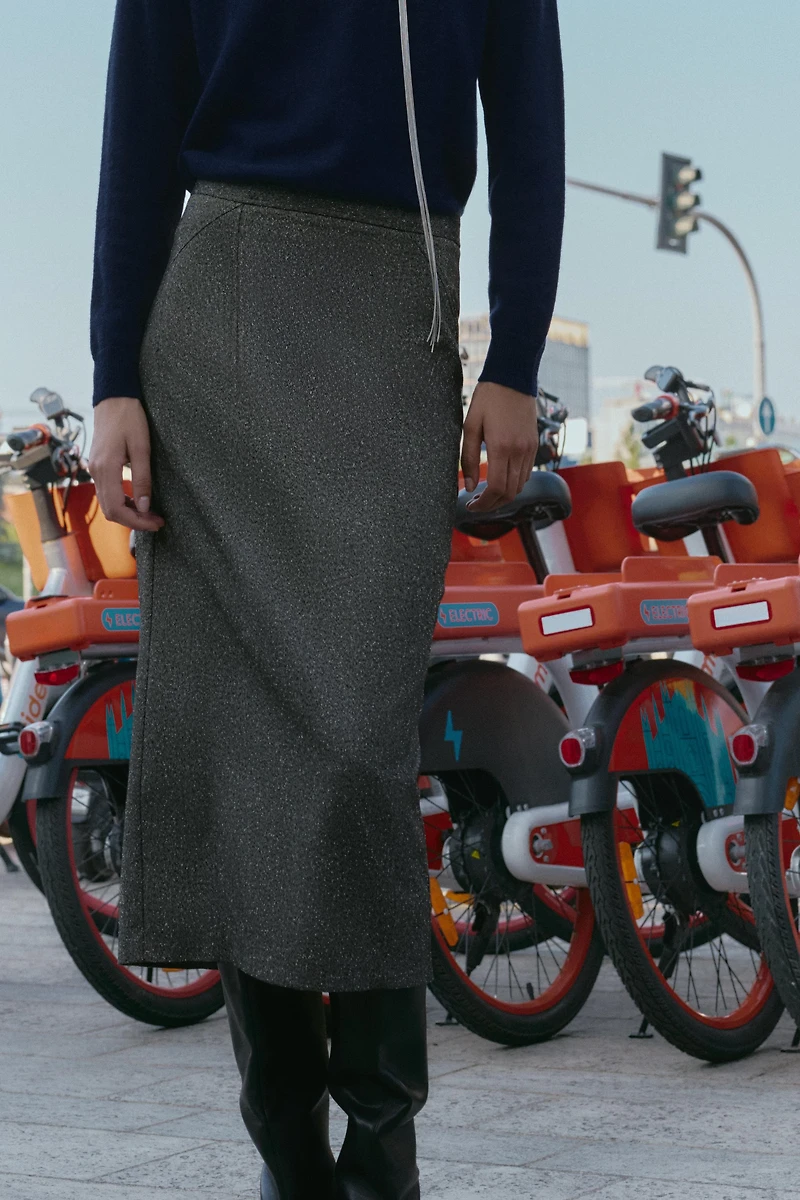 HEATHERED PENCIL MIDI SKIRT