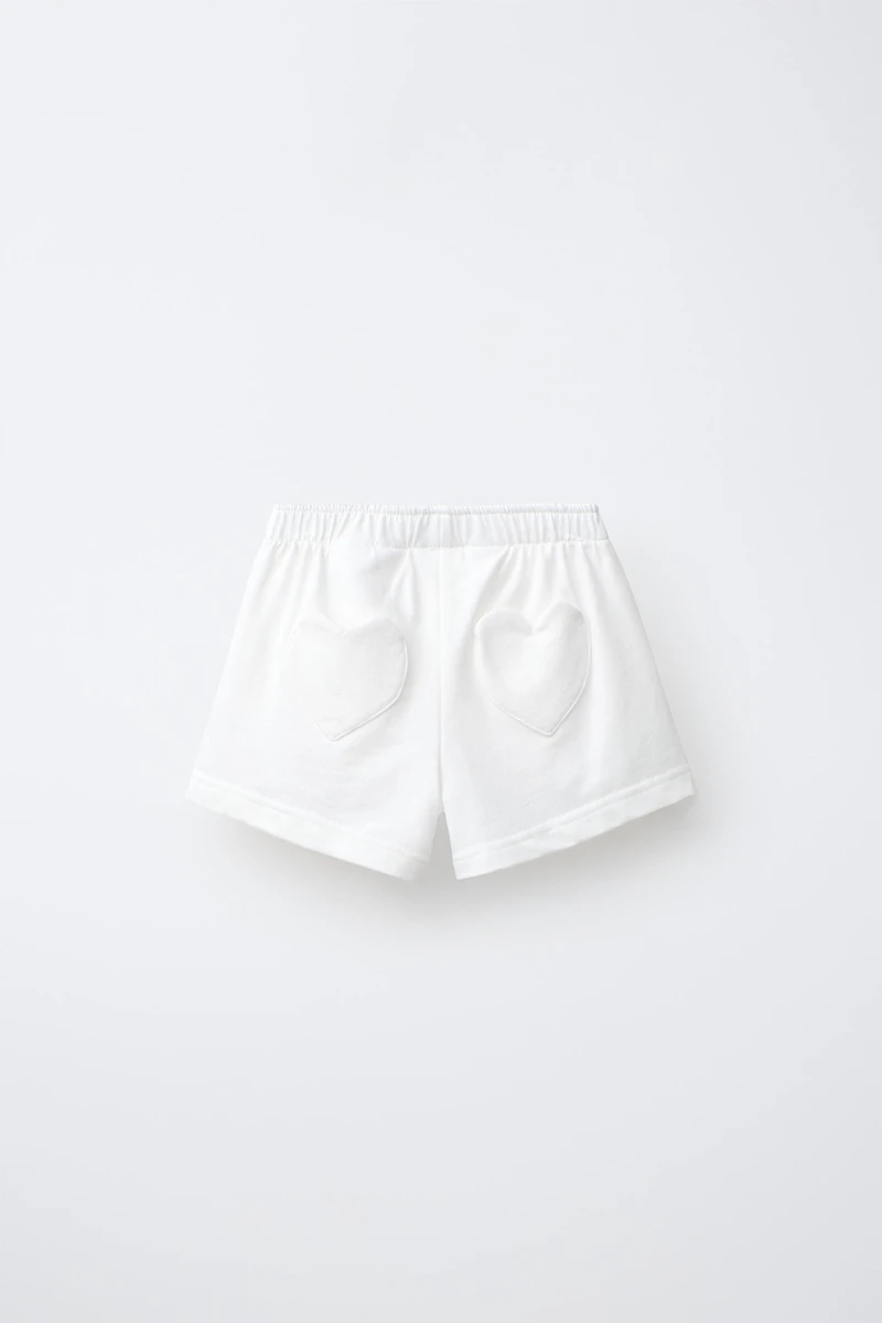 HELLO KITTY AND FRIENDS © SANRIO SHORTS