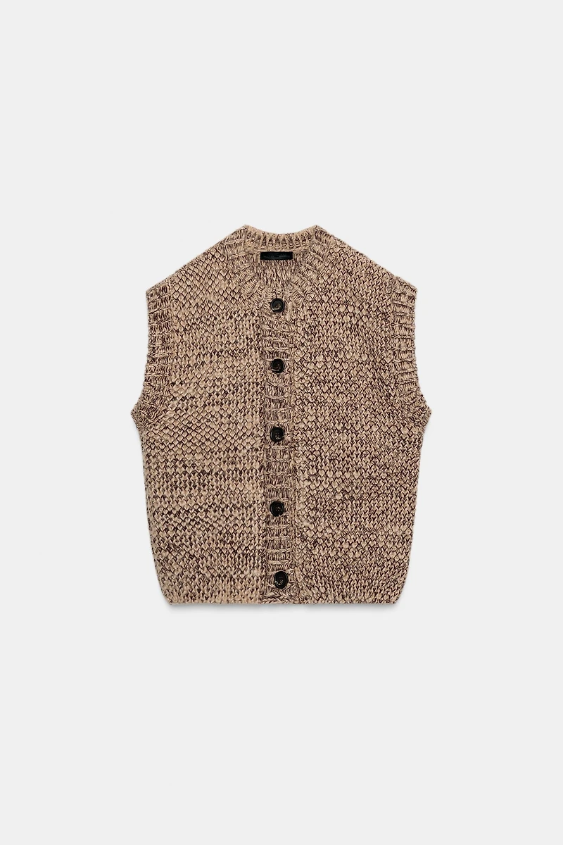 CHUNKY KNIT VEST