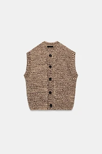 CHUNKY KNIT VEST