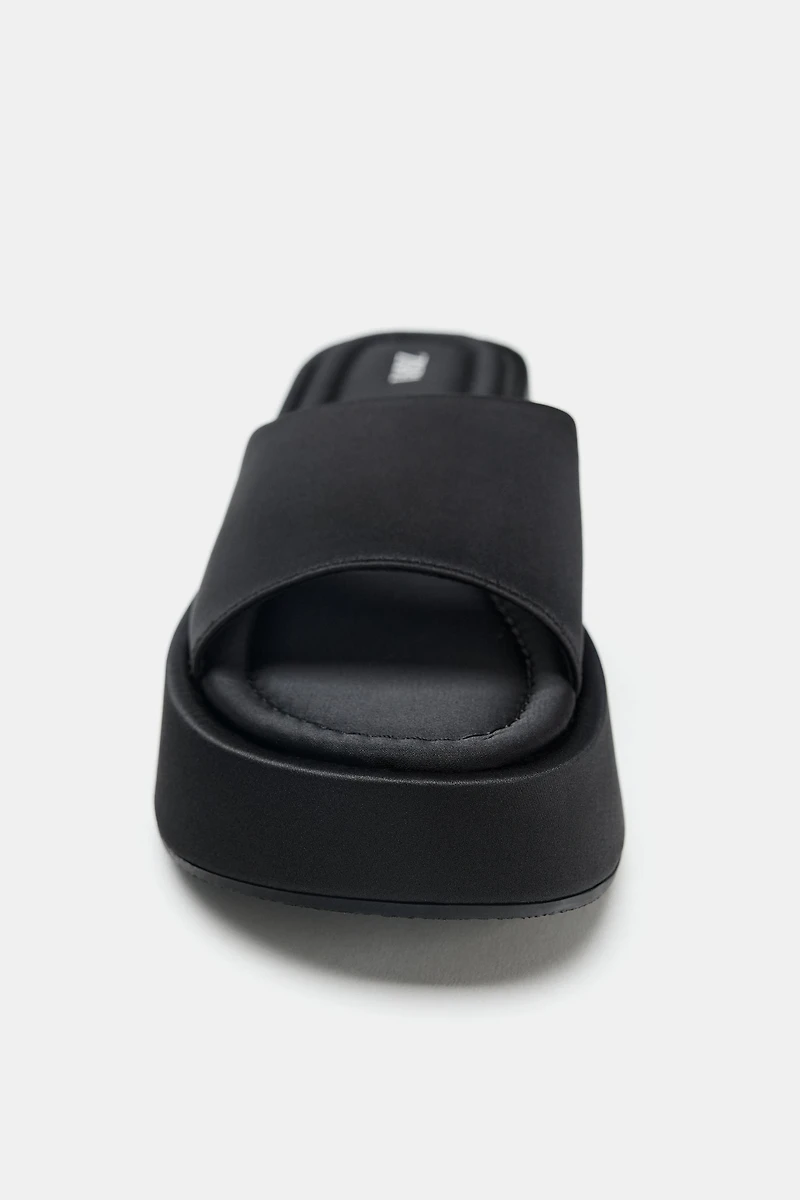 CHUNKY SATIN SANDALS