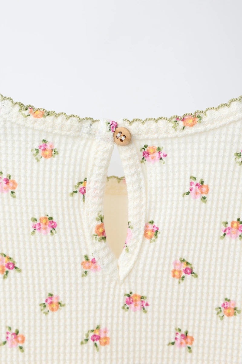 FLORAL WAFFLE KNIT T-SHIRT