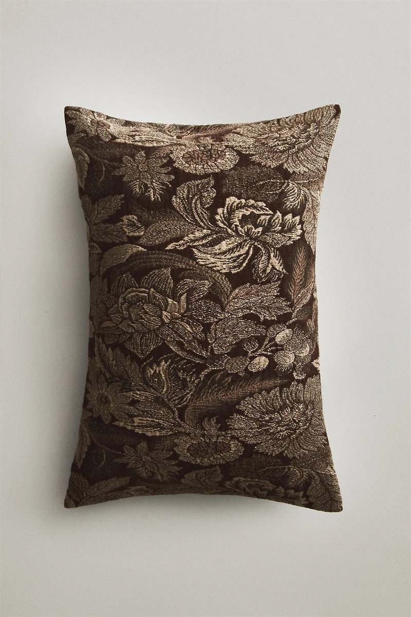FLORAL JACQUARD CUSHION COVER