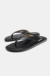 FLAT LEATHER SANDALS