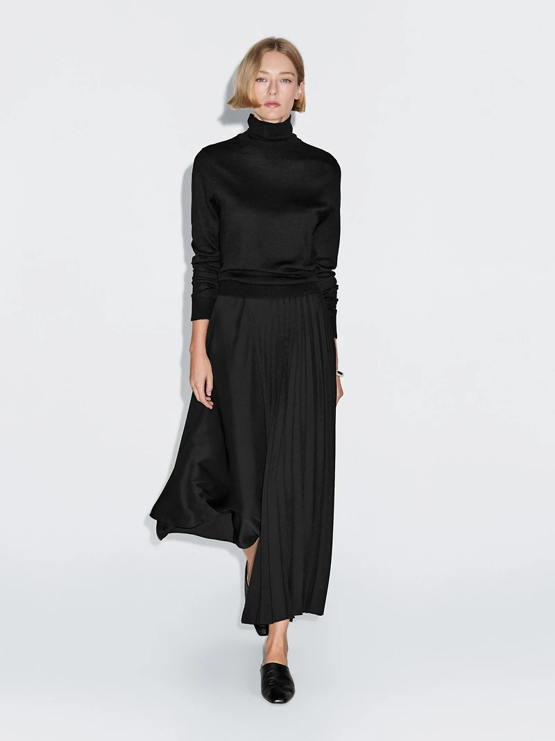 Asymmetric box pleat skirt