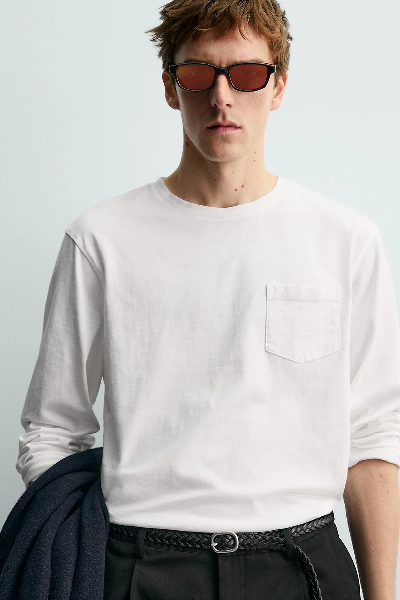 T-SHIRT MANCHES LONGUES AVEC POCHE AARON LEVINE X ZARA