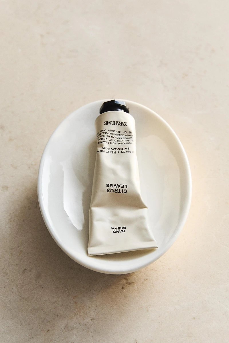 CERAMIC BATHROOM SOAP DISH