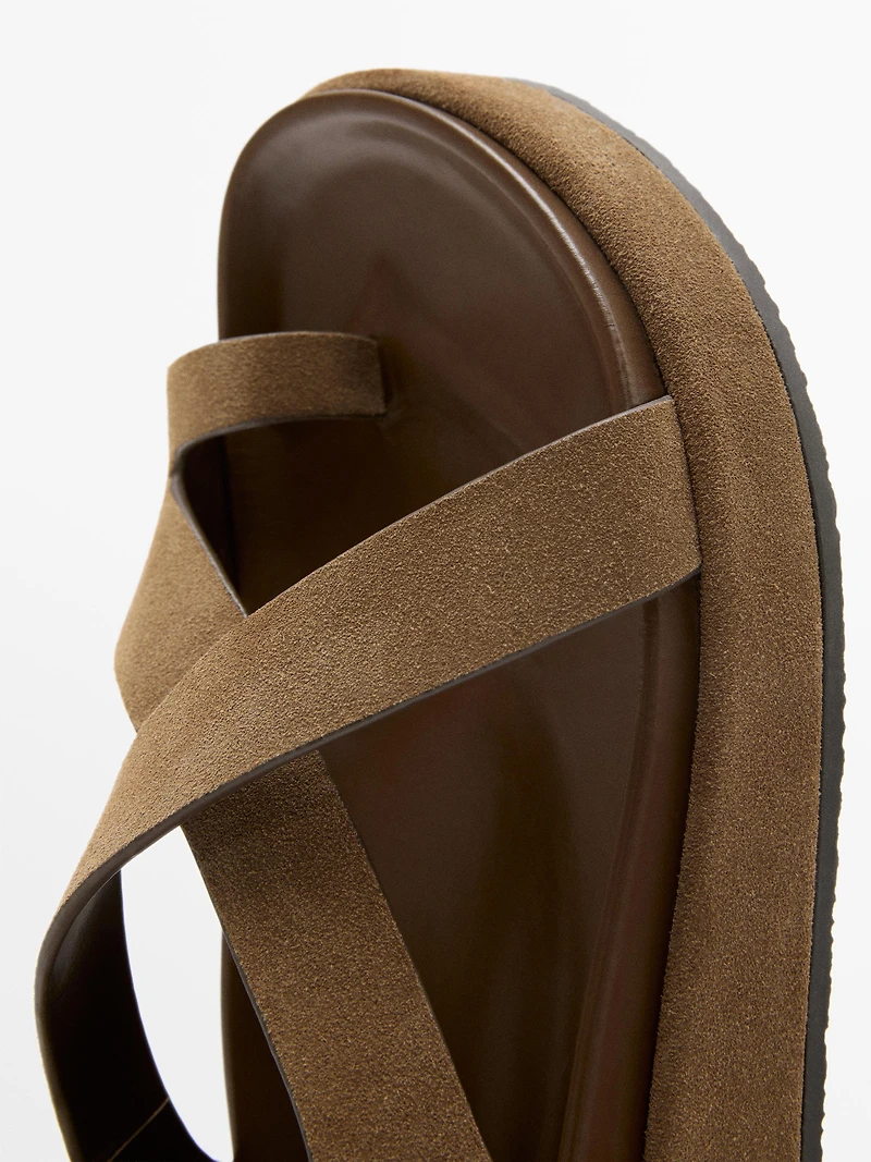 Sandals with crossover straps