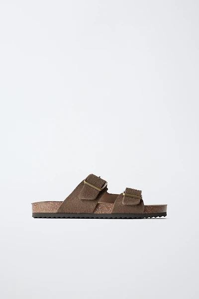 STORIEZ - LEATHER BUCKLE SANDALS