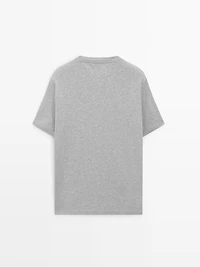 100% cotton V-neck T-shirt