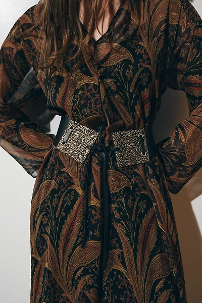 CEINTURE LARGE EN CUIR À BOUCLE TRAVAILLÉE