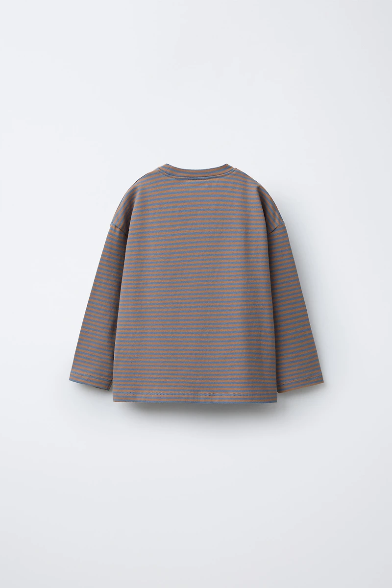 STRIPED PRINT T-SHIRT