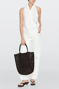 Raffia bucket tote bag