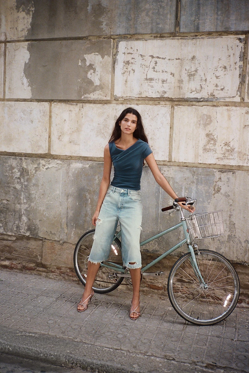 ASYMMETRIC RUCHED TOP