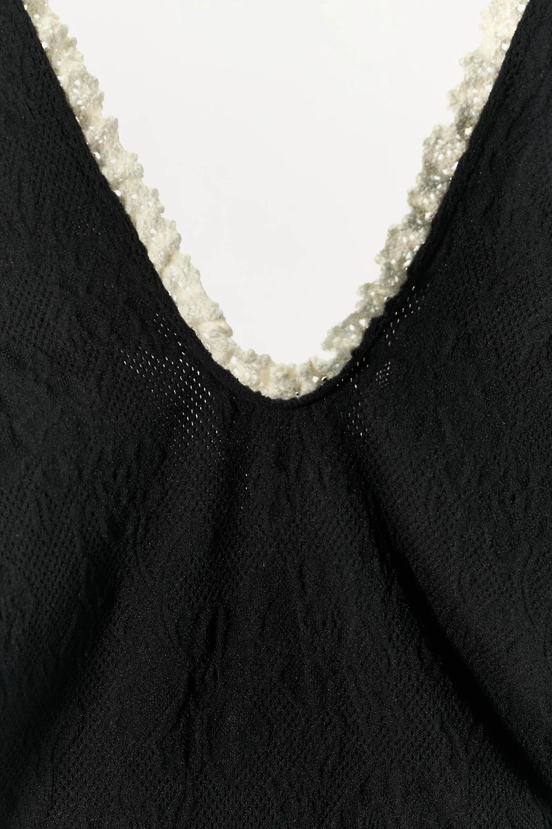 BODY SEAMLESS DENTELLE