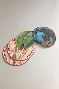 CAMPING BOX AND 32 STICKER SET