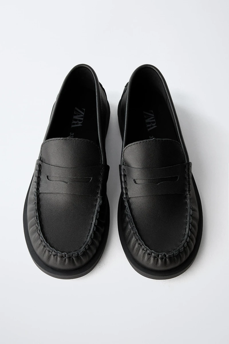 LEATHER LOAFERS