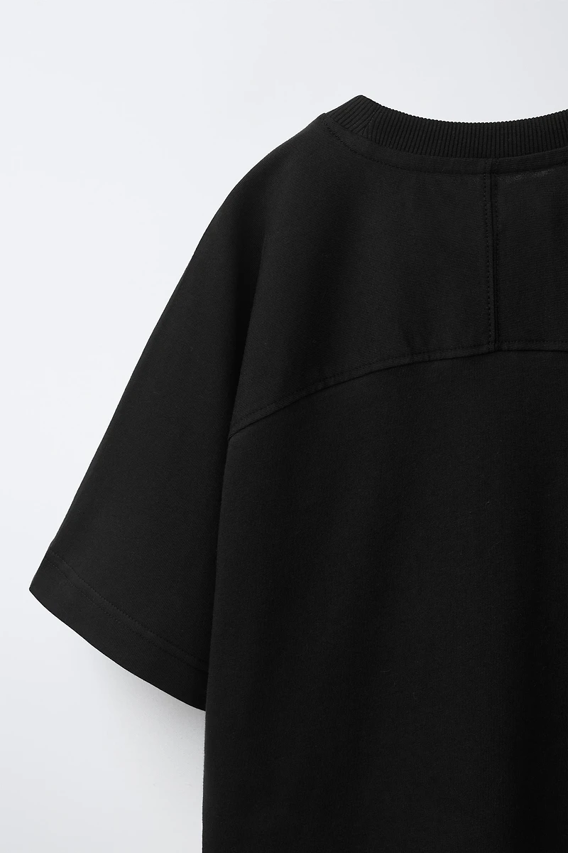 T-SHIRT AND SHORTS SET