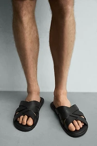 SANDALES EN CUIR À BRIDES