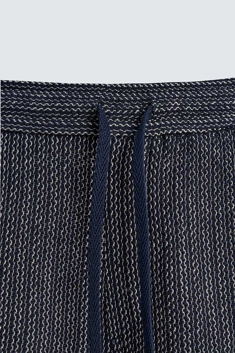 JACQUARD TEXTURED SHORTS