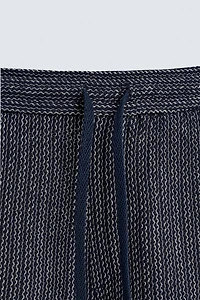 JACQUARD TEXTURED SHORTS